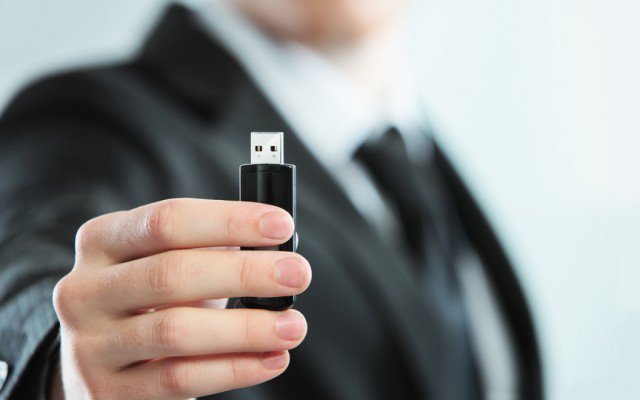 Arnaque à la clé USB